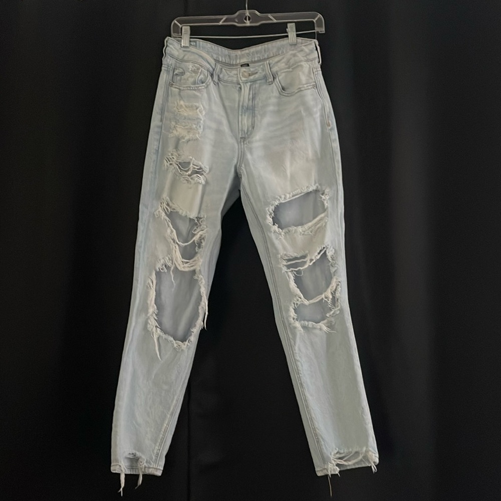 American Eagle Distressed Mom Jeans